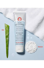 FIRST AID BEAUTY
Pure Skin Face Cleanser 142g
