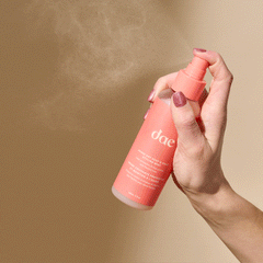 DAE
AGAVE DRY HEAT + HOLD STYLING MIST