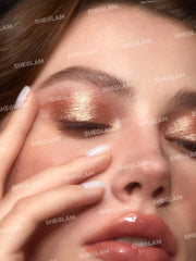 Sheglam Gleam Chaser Eyeshadow Topper-Frosting