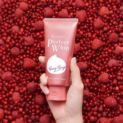 SHISEIDO SENKA Perfect Whip Berry Bright Foam Cleanser 100g