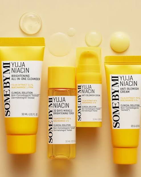 Some By Mi Yuja Niacin Brightening All-in-one-cleanser (cleanser only) 30ml MINI