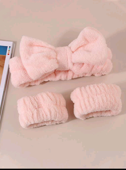 Shein Plush Wristband and Hairband for Facial Cleansing