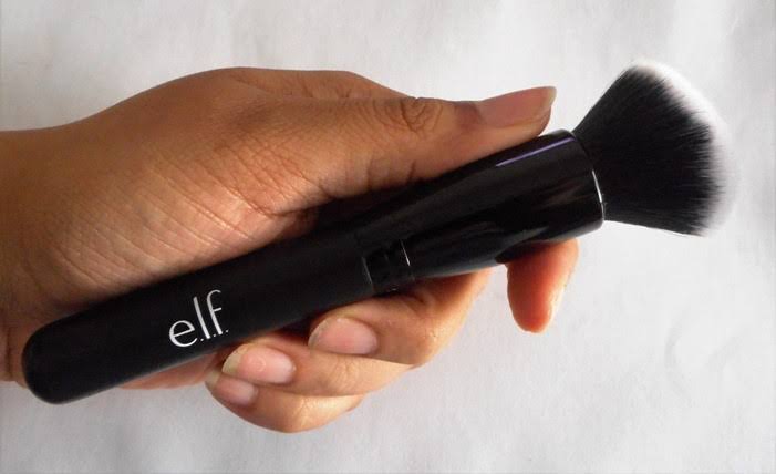 Elf Ultimate Blending Brush – Skin Store Pakistan