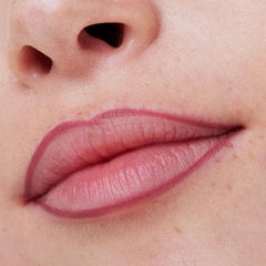 Essence 8H Matte Comfort Lipliner