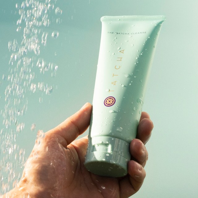 Tatcha The Matcha Cleanse Daily Clarifying Gel Cleanser (50 ml) – Skin ...