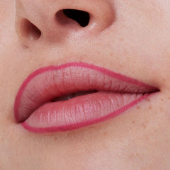 Essence 8H Matte Comfort Lipliner