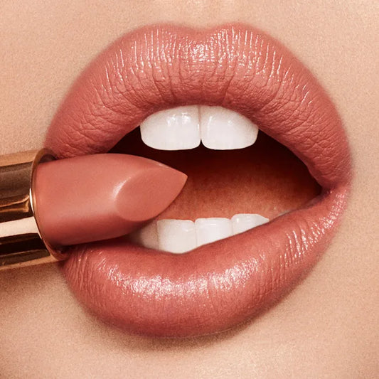 Charlotte tilbury K.I.S.S.I.N.G
STONED ROSE 1.5 g